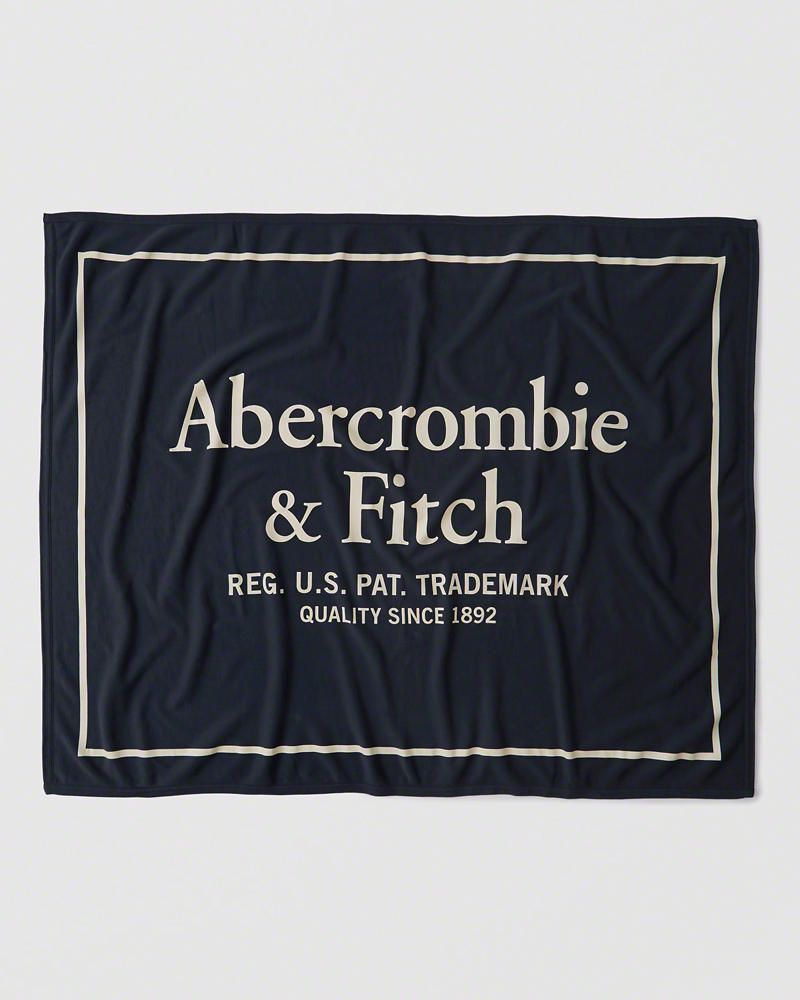 hollister and abercrombie & fitch