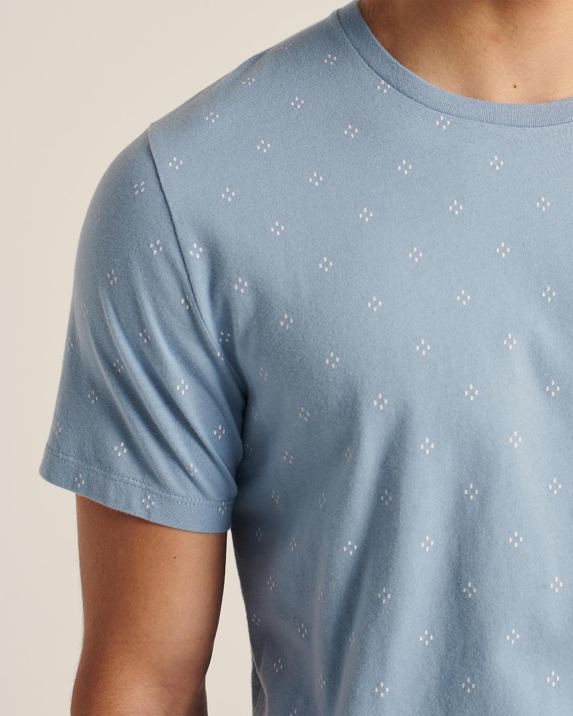 Голубая футболка - мужская футболка Abercrombie & Fitch